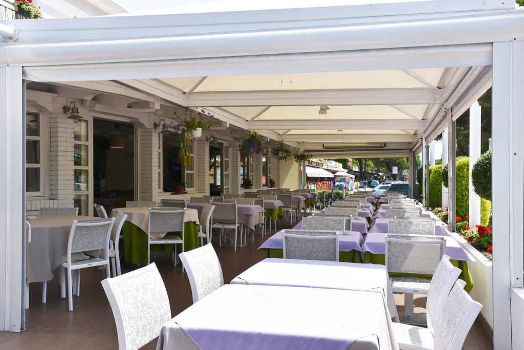 Hotel Ristorante Fortuna Cavallino-Treporti Exterior foto
